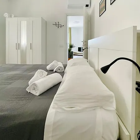 شقة Zina - Giallo - 10 Min From Centre And Airport